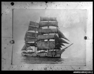 Image of ship with three masts