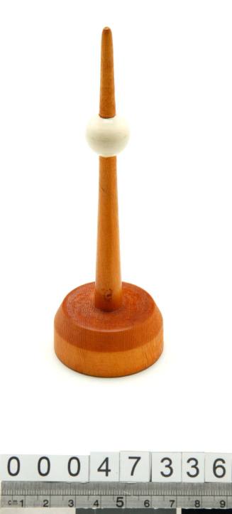 Stand with one white ball from navigational lights and buoys examination kit 00047331