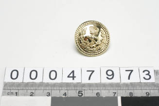 RAN officer's uniform button with manufacturer GAUNT B'HAM inscribed verso