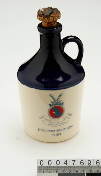 Ceramic port bottle commemorating the decommissioning of Cockatoo Dockyard in 1991