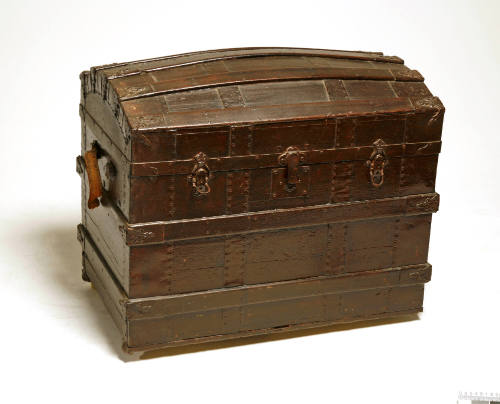 Sea chest used by George Perryman during migration from England to Australia in 1912