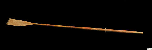 Wooden oar used by NSW and Australian Champion sculler Gertrude Lewis