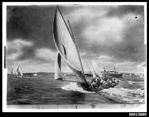 18-footer KERIKI under sail, Sydney Harbour