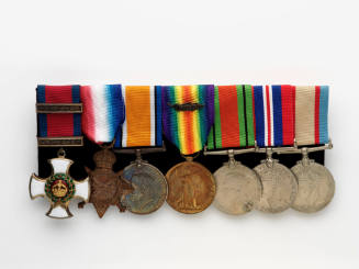 Medals of Commander Harry Thring Bennett : (1) Distinguished Service Order World War II; (2) 1914-1915 Star; (3) British War Medal 1914-1918; (4) Victory medal 1914-1919; (5) Defence medal 1939-1945; (6) War medal 1939-1945; (7) Australian Service Medal 1939-1945.