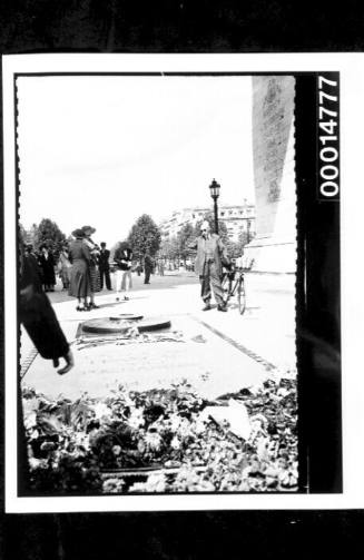 Tomb of the Unknown Soldier at the Arc de Triomphe, Paris