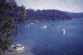 Image of boats at anchor in Refuge Bay