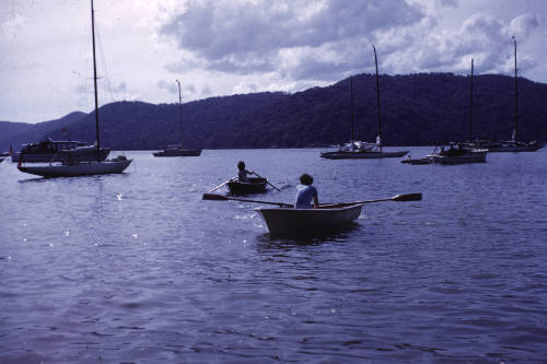 Image of Dorothy and Chris rowing in dinghy race