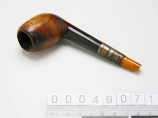 Presented by the Crew of Barque SKIDDAM to Captain Williams as a token of esteem July 1864: Tobacco pipe