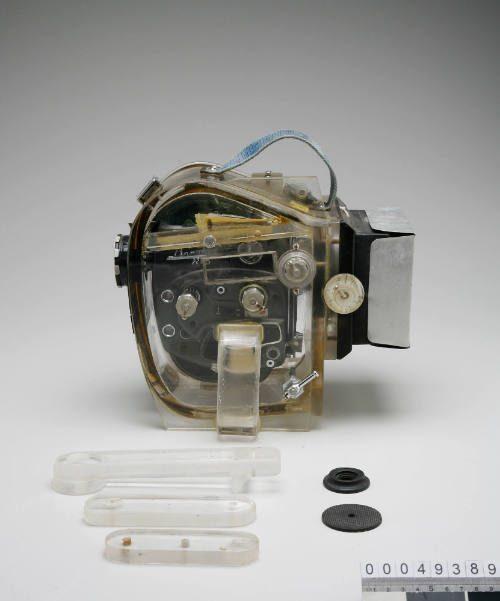 Beaulieu camera in underwater housing