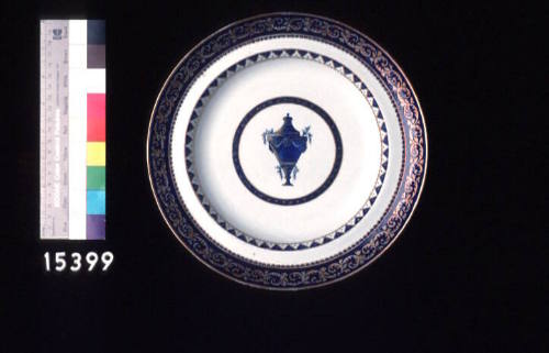 Soup bowl from Chinese export porcelain dinner service