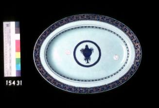Platter from Chinese export porcelain dinner service set