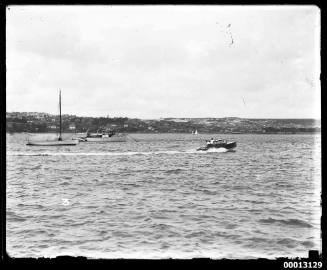 Speedboat and other vessels on Sydney Harbour