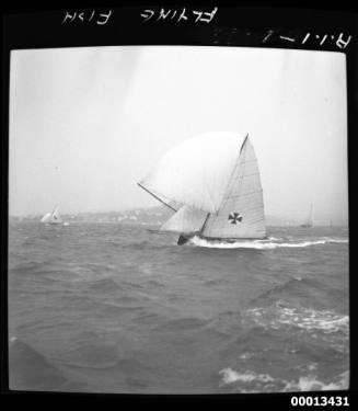 18-foot skiff FLYING FISH on Sydney Harbour