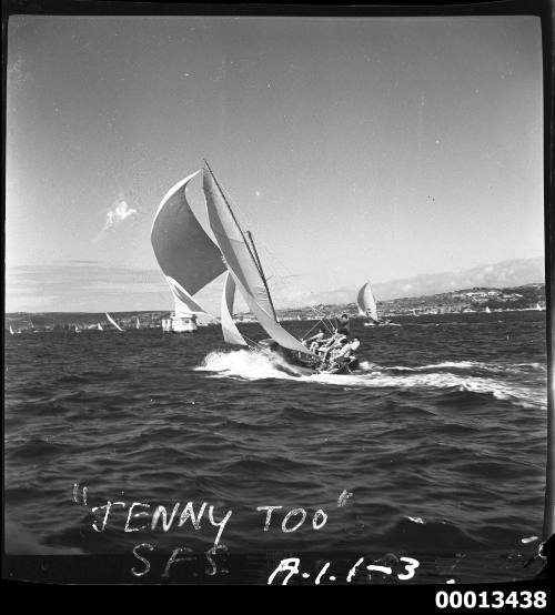 18-foot skiff JENNY TOO on Sydney Harbour