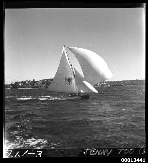 18-foot skiff JENNY TOO on Sydney Harbour