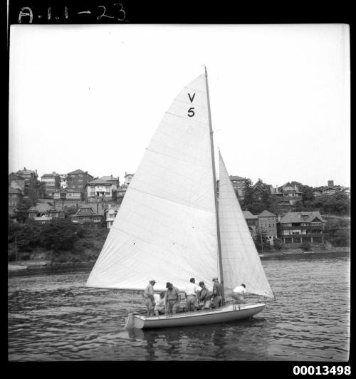 18-foot skiff TARUA on Sydney Harbour