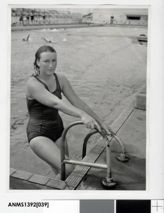 Lorraine Crapp in training for the 1958 British Empire and Commonwealth Games