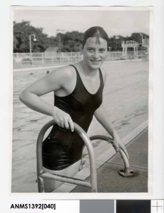 Alva Colquhoun in training for the 1958 British Empire and Commonwealth Games