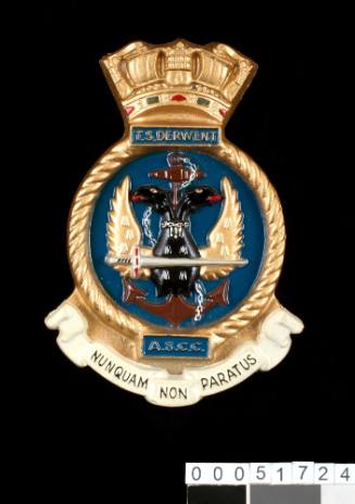 Ship's badge from TS DERWENT
