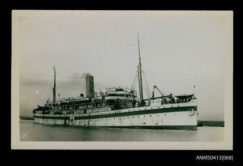 Photograph of the passenger ship KYARRA