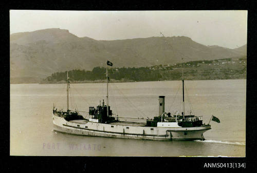 Photograph of the cargo ship PORT WAIKATO