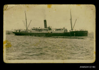 Photograph of the passenger ship MANUKA