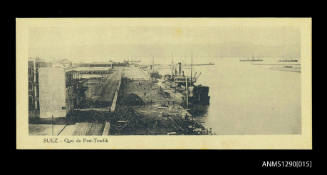 Postcard of Suez collected by Douglas Ballantyne Fraser