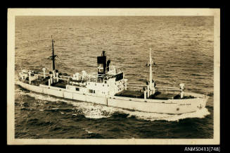 Starboard side view of cargo ship LINDA DAN