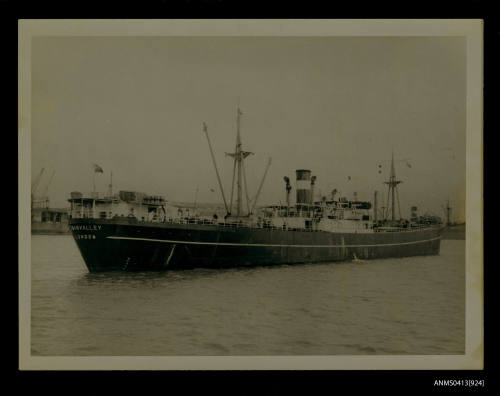 MV SWAN VALLEY aground 1954