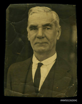 Portrait of adult male possibly Captain McKilliam