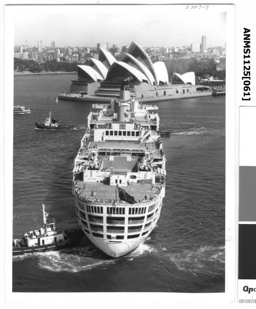 P&O liner ORIANA being turned around with the assistance of three tugboats off Bennelong Point, Sydney