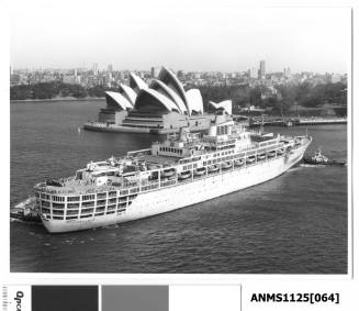 P&O liner ORIANA being turned around for her departure from Sydney Harbour assisted by two tugboats