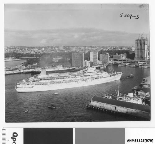 Twin funnel P&O passenger liner CANBERRA entering Sydney Harbour